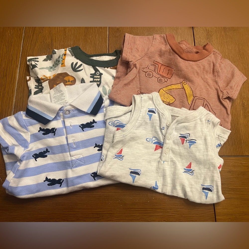 Infant boys bundle of 4 rompers . Size 0-3 months